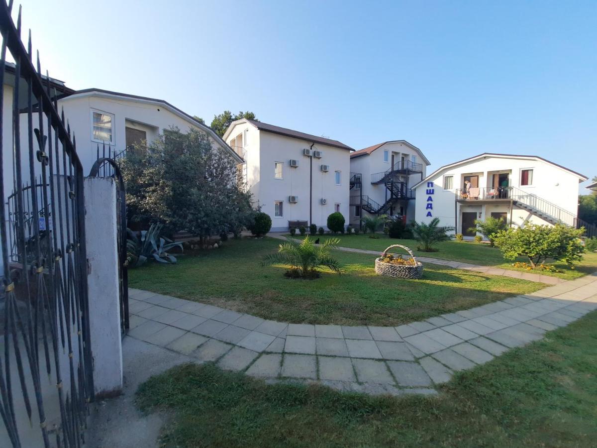 Hotel Pshada Піцунда Екстер'єр фото